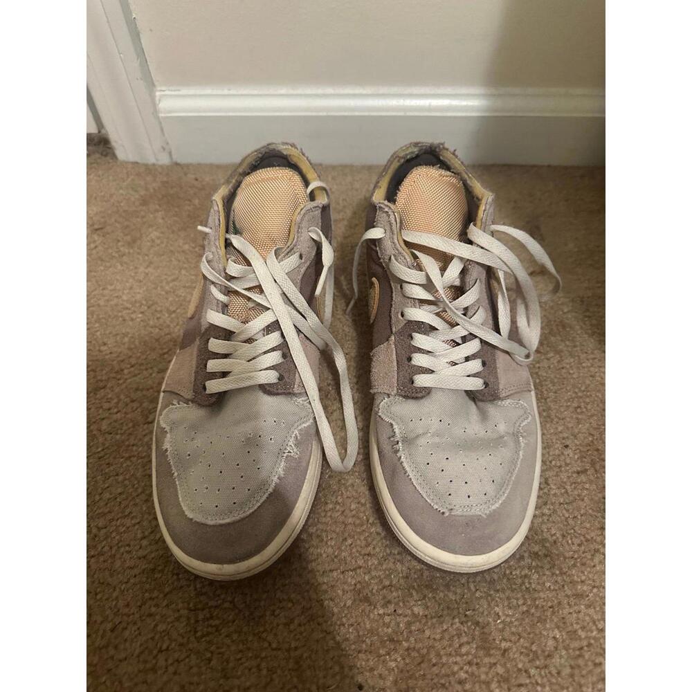 Air Jordan 1 low SE craft‎ inside out